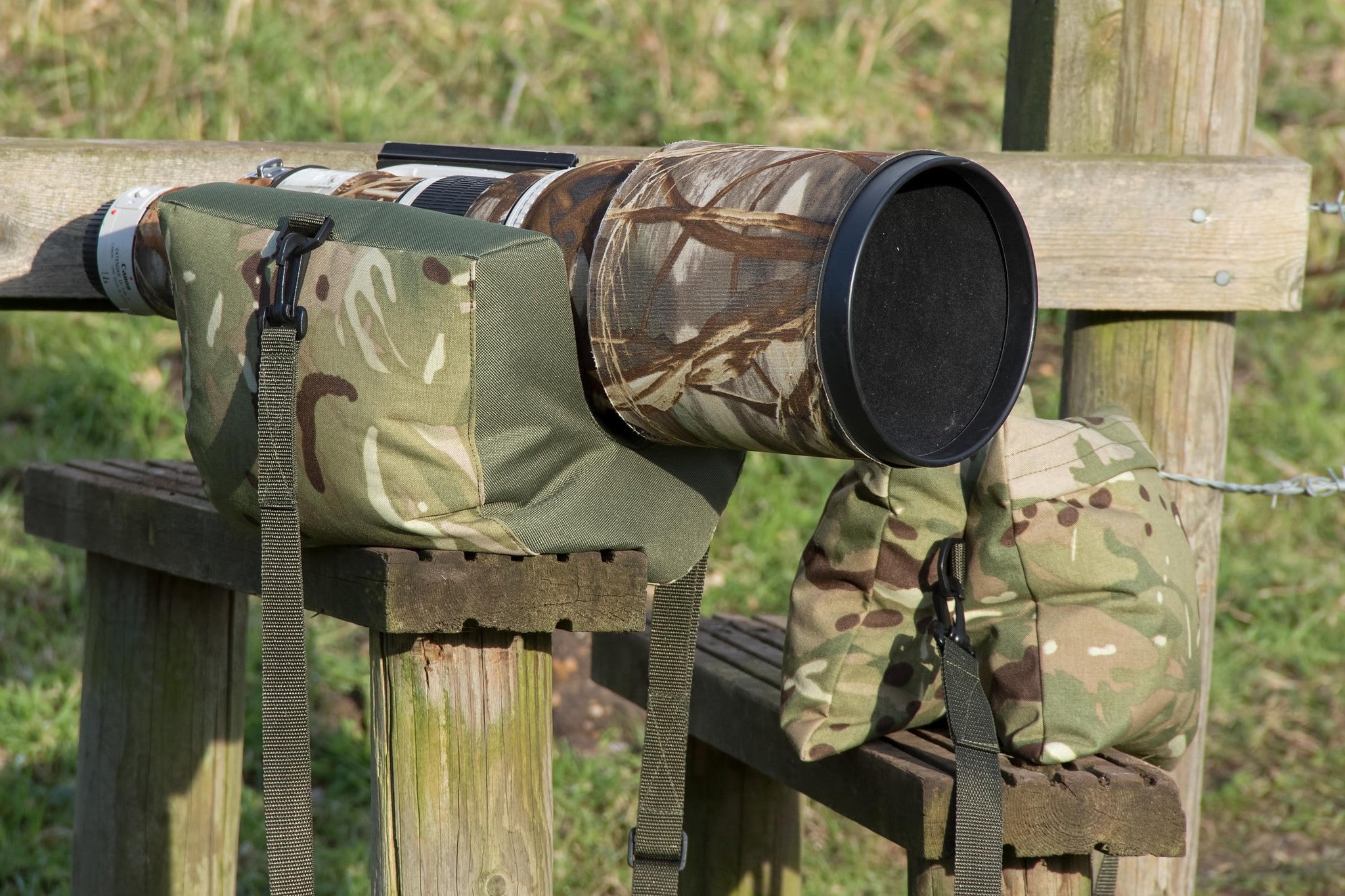 Atp Camera U Shaped Camera Bean Bag EREBIS ATP or WOODLAND Camo Waterproof Cordur ...